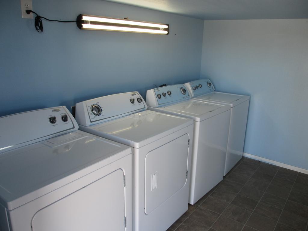 Texan Inn And Suites Tilden Esterno foto